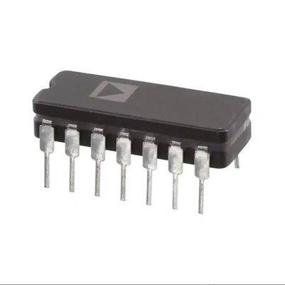circuit linéaire 14-CERDIP 80MHz de la puce 1 de régulateur de 10V AD842KQ