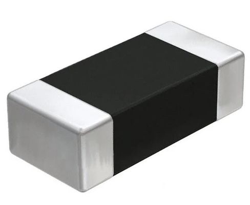 Le condensateur en céramique de 50 V UMK107SD332JA-T 3300 pF ± 5% 0603 (1608 M)